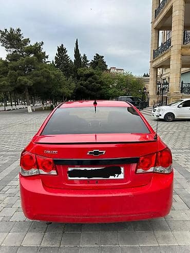 cruze difuzer: Chevrolet Cruze: 1.4 l | 2013 il 33000 km Sedan — 5
