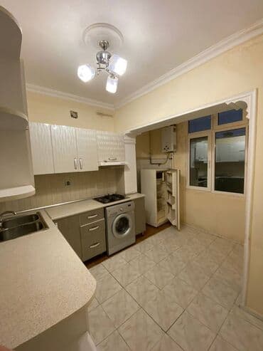 kirayə evlər 1 otaqlı: Köhnə Günəşlidə yaxın 9 mertebeli binanın 5-ci mərtəbəsində yerləşən — 15