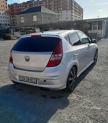 turbo az kia ceed benzin: Hyundai i30: 1.6 l | 2007 il Hetçbek — 5
