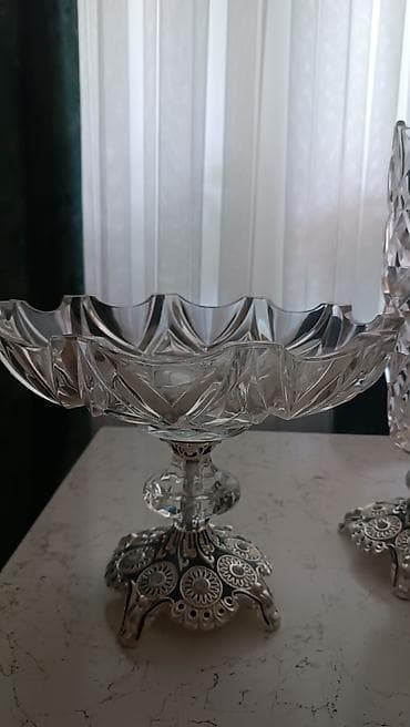 suse qablar: Satılır,biri 20m Təzə alınıb.Demek olar,sadəcə suvenir kimi istifadə — 3