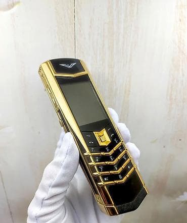 qapaqlı telefonlar: Vertu 2 GB, rəng - Qızılı, Düyməli — 3