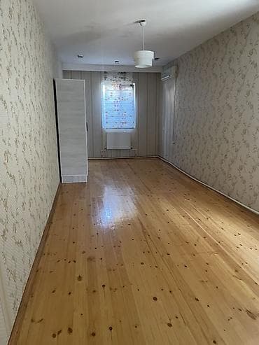 Комнаты: Bakıxanovda həyət evi kirayə verilir.3 otaqdır .4 nəfərlik ailə üçün — 8