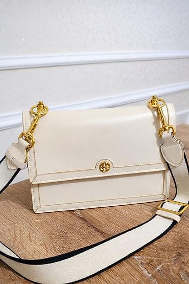 Çiyin çantası, Tory Burch