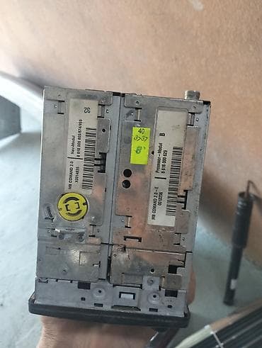 panel cit: Mercedes-Benz COMAND 2.0 E head unit - Orijinal Mercedes-Benz — 3