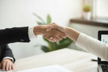 TikTok üzərindən canlı yayım açaraq məhsullarımızı tanıdacaq xanım/bəy