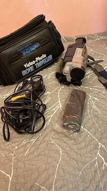 Kompüter, noutbuk və planşetlər: Sony Handycam Vision CCD-TRV218E (PAL) video Hi8 kamera — 2