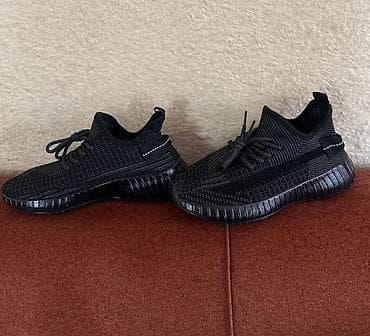 savis krem e: Qara idman ayaqqabısı - Model: knit/mesh üstlükli, bağcıqlı sneaker - — 1