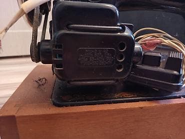 Elektrik tikiş maşını – vintaj model - Korpus: klassik qara gövdə