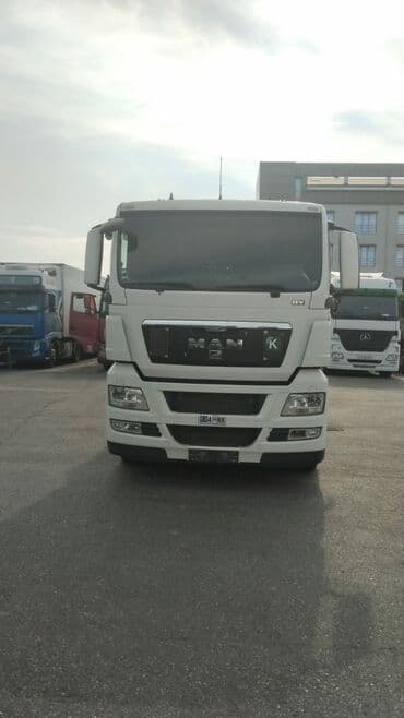 Qoruyucu plyonka və şüşələr: Gunluk,ayliq arendeya verilir.Kran hiab 330 du.Kranin yuk goturme — 2