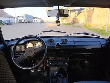 doogee dg550 dagger: VAZ (LADA) : 1.3 l | 1983 il 222222222 km Sedan — 1