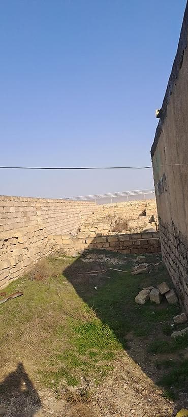 ucuz evler satilir: Torpaq sahəsi – həyətyanı tikinti üçün - Dördtərəfli daş hasarla — 2