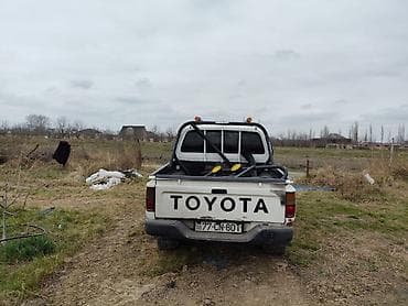volkswagen touareg ii: Toyota Hilux pikap - Kuzov: ağ rəng, 4 qapı, iki kabin (Double Cab) — 7