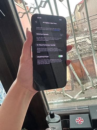 dubayski ayfon: IPhone 14 Pro Max — 4