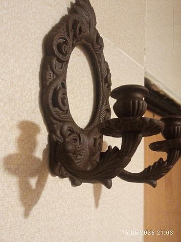 qirmizi sam: Divar üçün dekorativ şamdan-çərçivə - Material: tökmə metal (çəkmə — 7