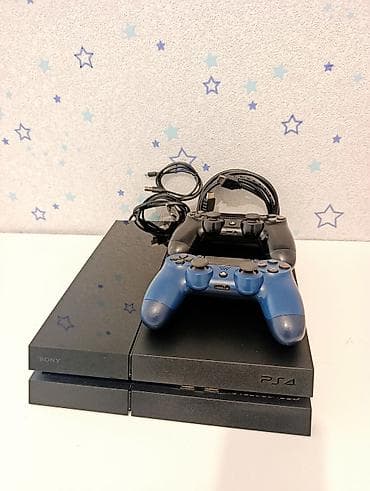 oyun diski: Şəkildəki PS4 500gb, plomb üzərində, 2pult ideal vəziyətdə tam — 2