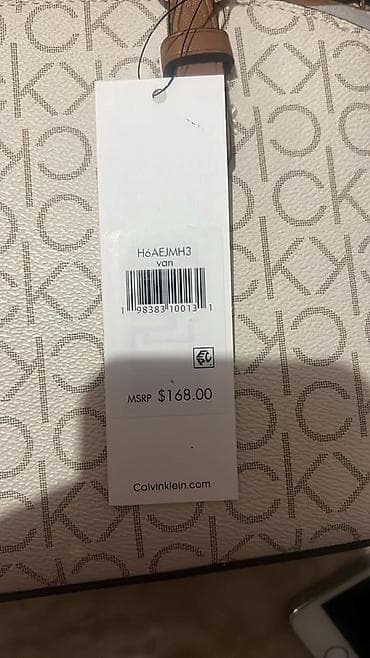 Другие комплектующие: Tam orginal Calvin Klein çanta model kodu: H6AEJMH3 (etiketdə “van”) — 2