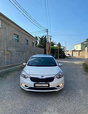 avtomobil peçi: Kia Cerato: 1.6 l | 2014 il Sedan — 1