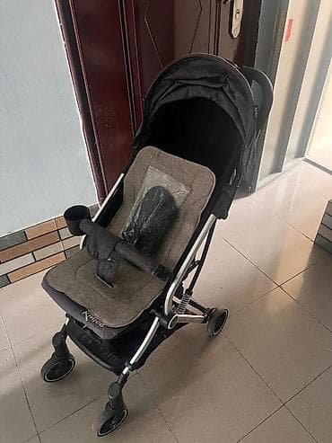 ((9692))*Asya* Qiymet. 40 azn. Kalyaska yaxşi veziyyetdedi. Tecili