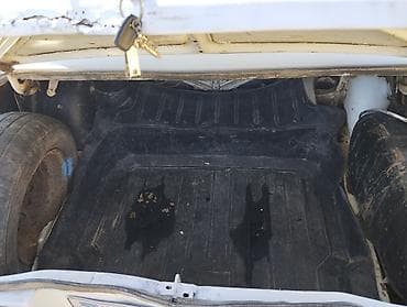 ford 8 1: VAZ (LADA) 2106: 1.6 l | 1991 il 360 km Sedan — 2