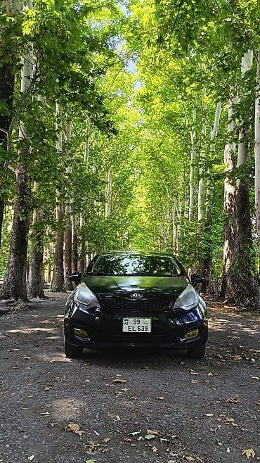 brabus disk: Kia Rio: 1.4 l | 2012 il Sedan — 2