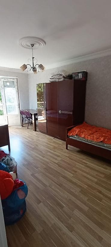 berde ev: Zabitler evi bayraq meydani Qala kosmetikanin ysty yzyn myddetli qalan — 6