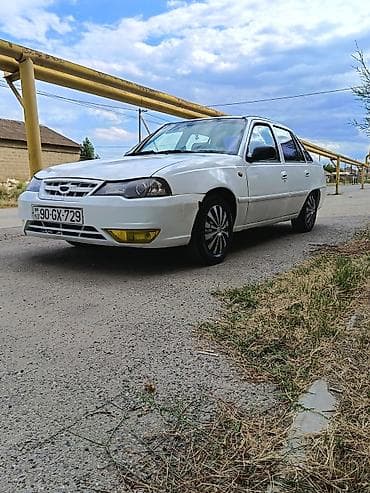 vito disk: Model: Daewoo Nexia (sedan), ağ rəng Kuzov: 4 qapı, arxa spoyler — 6