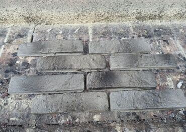 kafel metlaq ucuz: Ağ və boz rənglərdə, müxtəlif formalı daşlardan ibarət üzlük — 7