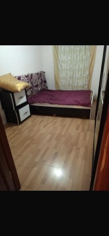 Kirayə mənzil üçün mebel dəsti təqdim olunur. Şəkillərdə görünən — 3