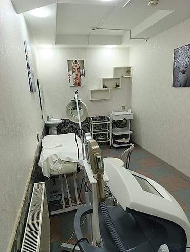 ipl: ErgoLase çoxfunksiyalı estetik aparat Xüsusiyyətlər: - IPL — 6