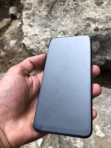 honor 8 s: Samsung Galaxy A30, 64 GB, rəng - Qara, Barmaq izi — 1