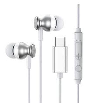 Kateqoriya: Qulaqlıqlar Brend: Lenovo Model: QF320 white Qiymət: 8