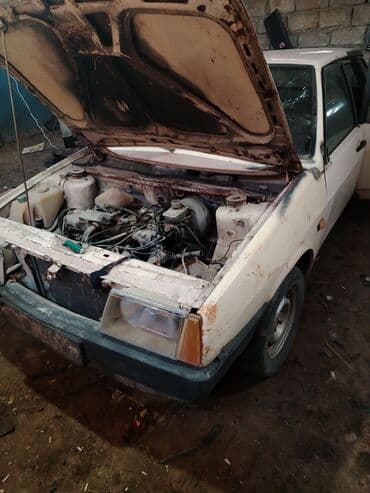 Aksesuarlar və tüninq: Model: VAZ 21099 (Sedan), ağ rəng Maşın sokulur mator karapka yaxsi — 2