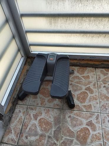 step platforma: Twist & Shape mini stepper – evdə kardio və aşağı bədən məşqləri — 2