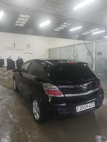 kia forte diffuser: Opel Astra H – qara rəng, hetçbek kuzov Xüsusiyyətlər: - Kuzov: 5 — 6