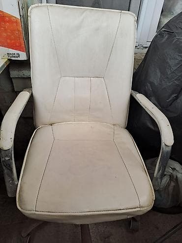 İşlənmiş, Təkərli, Qolları tənzimlənmir, Süni dəri