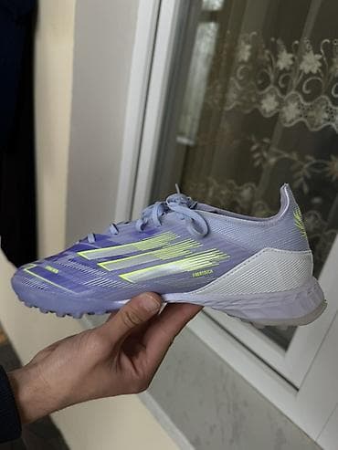 адидас: Бутсы Adidas — 2