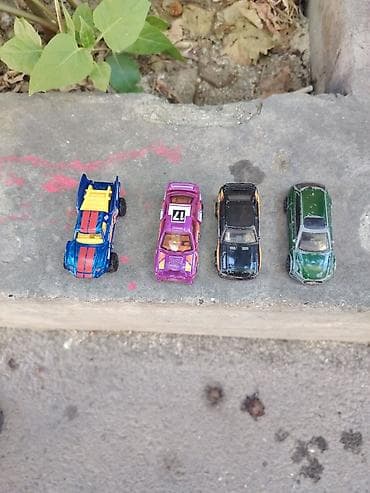 saatlar type 0: Hot Wheels Saatlı Audi Rs6,Audi Rally var Yaşıl olan Rs6 2₼ Mor olan — 2