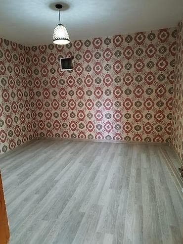 Mənzillər: 7-ci mikrorayon 3 otaqlı, 120 kv. m — 8