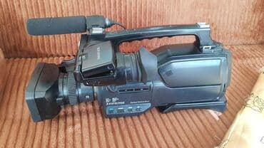 sony video camera 2000: Təcili satılır.Sony1000 videokamera.Yaxşı vəziyyətdədir,Çantası — 2