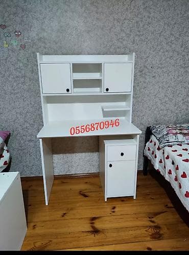 Düz masa, Stulsuz, Polkalı, Siyirməli, Rusiya, Sadə laminat