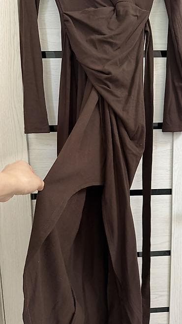 fasonlar 2023: Ölçü S/M Yenidir. 20 Azn 40 manata alınıb Qəhvəyi rəngli uzun don — 1