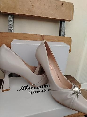 Məhsul: Qadın klassik tufli Brend: Judy Bell (qutuda “Madonna Premium”