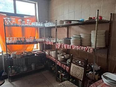 тап аз мебель бу: Restoran/kafe avadanlıqları və mebel komplekti Tərkib: - Zal mebeli — 2