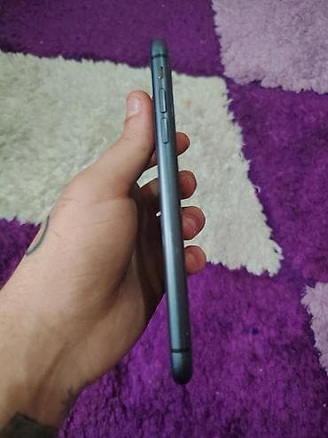 sade telfon: Zavodu her seyi pil 80 64/4 ekran qorucuda ciziqlar var sekilde — 3