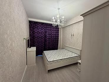 Ayna Sultanova heykəli, Fərid Palas şadlıq sarayı yaxınlığında 10 — 1