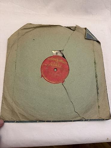 Məhsul: Sovet istehsalı 78 rpm qrammofon plağı (shellac) Təsvir: - — 2