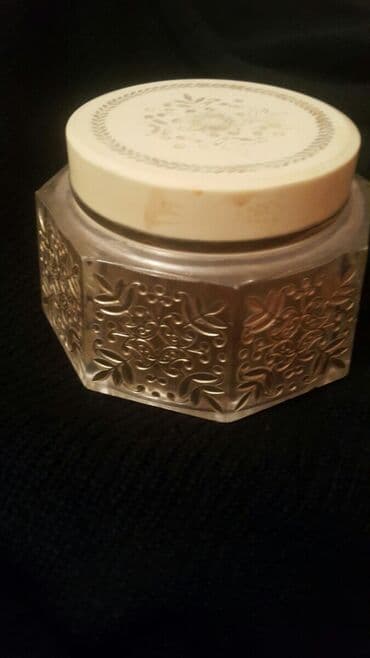 Qedimi musiqili sandigca. Старинная музыкальная шкатулка. Melodiya