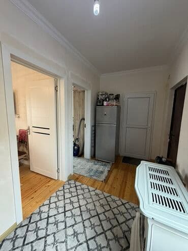 sumqayıt 20 ci mikrorayon: 3 otaqlı, 60 kv. m, Orta təmir — 1