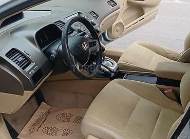 ford tranzit 2003: Honda Civic: 1.8 l | 2007 il Sedan — 3