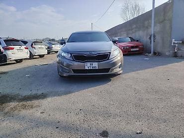 bmw e 80: Kia Optima: 2 l | 2012 il Sedan — 1